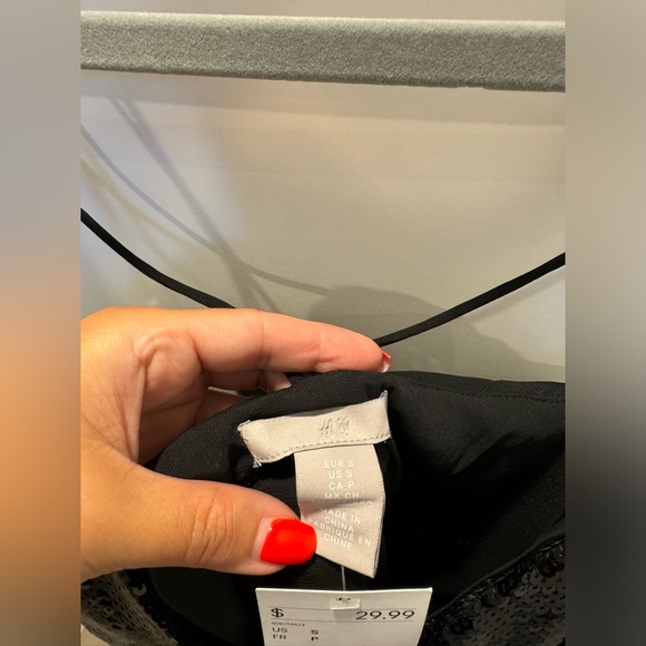 H&M sequin top - Picture 4 of 5